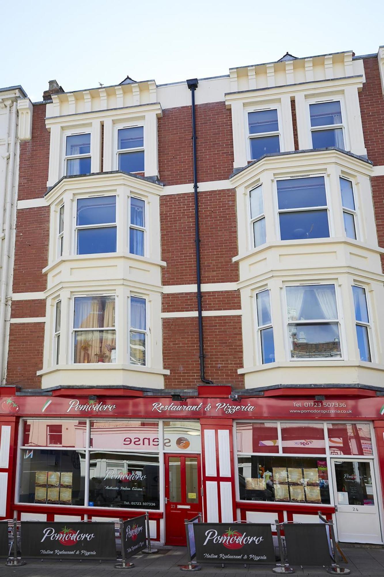 25 Newborough By Stay In Scarborough Exterior photo